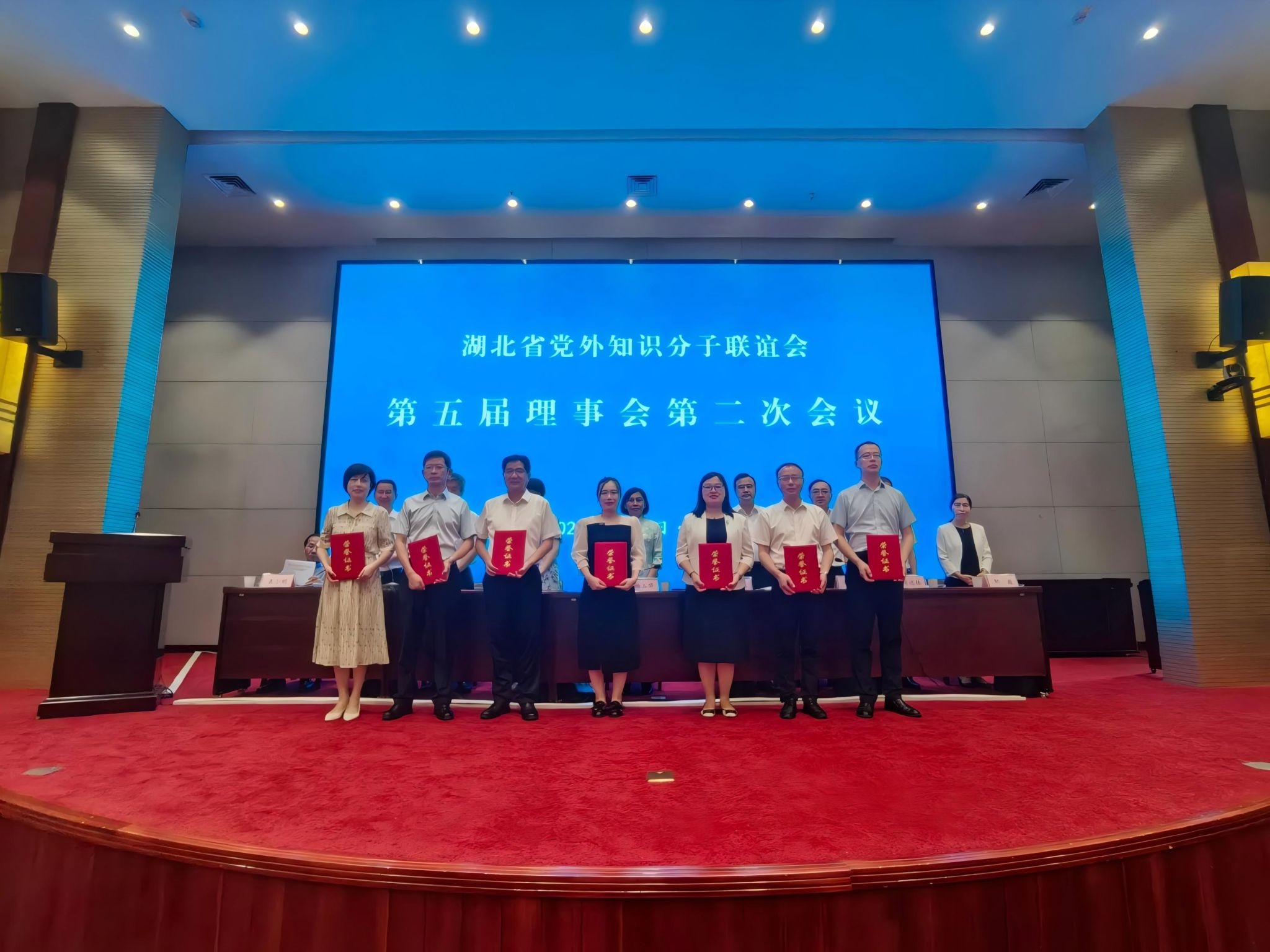 英国上市公司官网365